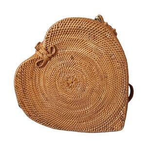 Anthropologie Rattan Heart ❤️❤️❤️ Shaped Crossbody Bag Adorable! Like New❤️❤️❤️